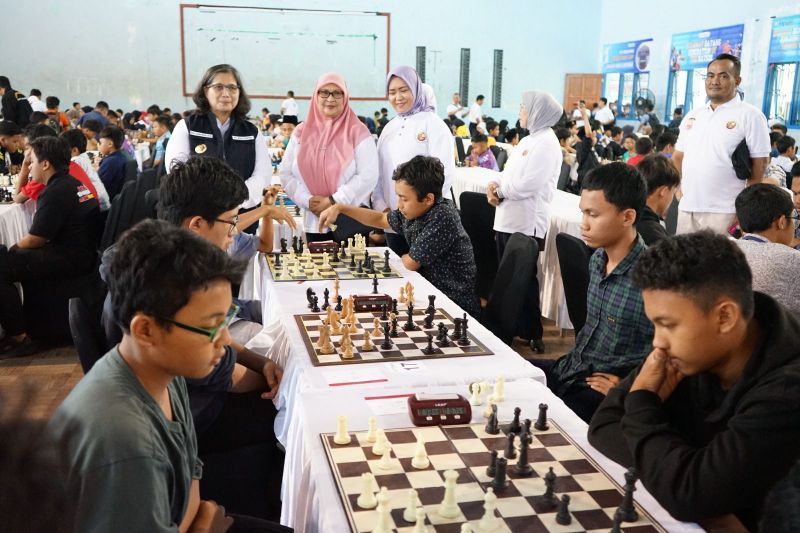 Pj Wali Kota Kediri Resmi Buka Kejurnas Catur Cepat Kajari Cup 2024: Dorong Latih Berpikir Strategis Sejak Dini