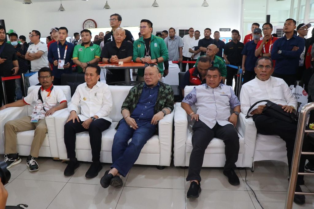 Ketua DPD RI Tinjau Venue PON di Medan, Saksikan Langsung Pertandingan Bowling dan Wushu Ketua DPD RI Tinjau Venue PON di Medan, Saksikan Langsung Pertandingan Bowling dan Wushu