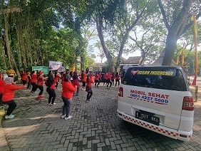Senam Sehat & Cek Kesehatan Gratis Bersama Rekan Indonesia Jatim Ajak Masyarakat Hidup Sehat Senam Sehat & Cek Kesehatan Gratis Bersama Rekan Indonesia Jatim Ajak Masyarakat Hidup Sehat