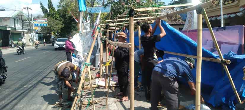 Tenda Perjuangan Dibongkar: Aksi Patuh yang Dibungkus Haru, Perjuangan Belum Usai Tenda Perjuangan Dibongkar: Aksi Patuh yang Dibungkus Haru, Perjuangan Belum Usai