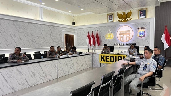 Jasa Raharja Kediri Gelar FKLL Bersama Stakeholder, Tingkatkan Kolaborasi untuk Wujudkan Keselamatan Berlalu Lintas di Wilayah Hukum Polres Kediri