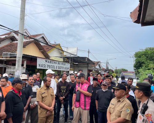 Aksi Damai 212 di bulan Ramadan, Warga Rejotangan Desak Camat Perbaikan Jalan Rusak