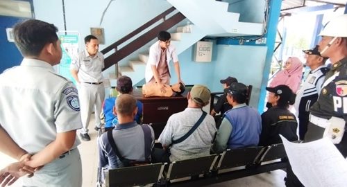 Jasa Raharja Adakan Pelatihan Pertolongan Pertama Gawat Darurat (PPGD) di Terminal Pare Kabupaten Kediri