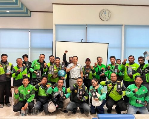 Jasa Raharja Kediri Edukasi Puluhan Ojol Soal Keselamatan Berkendara dan Jaminan Kecelakaan Lalu Lintas