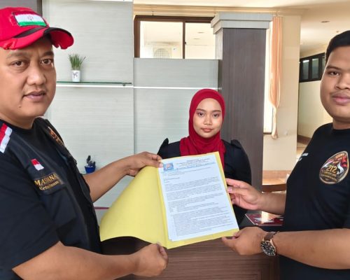 Infrastruktur Jalan Disorot, 212 Loro Siji Loro Geruduk Sejumlah Instansi di Ponorogo: “Jangan Tunggu Ada Korban Lagi”
