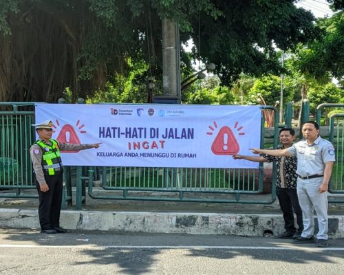 Jasa Raharja Kediri Pasang Spanduk Himbauan untuk Tingkatkan Keselamatan Lalu Lintas