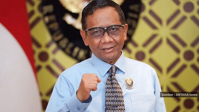 Survei SMRC Tempatkan Mahfud MD di Posisi Teratas dalam Penilaian Kepemimpinan Nasional